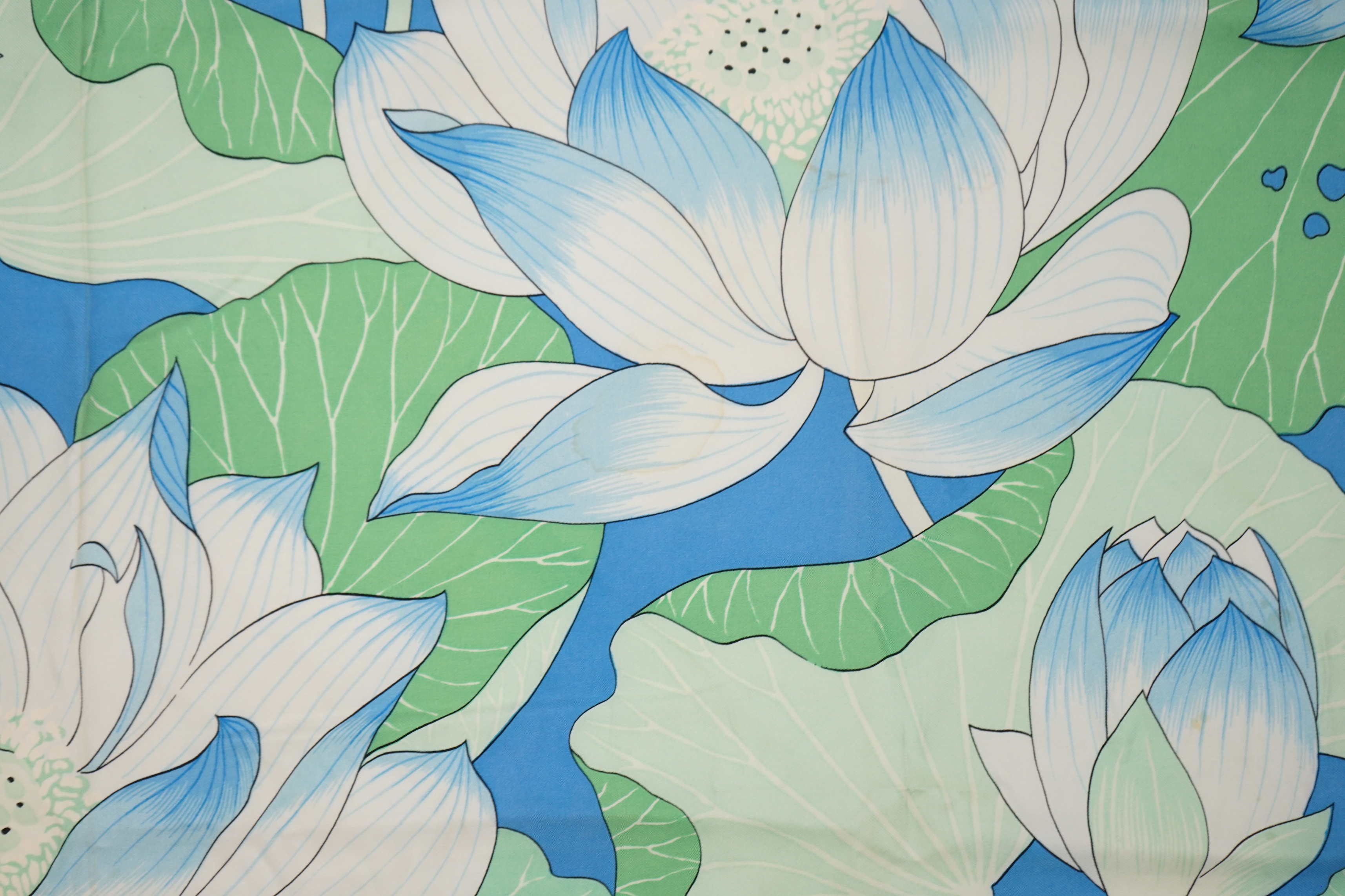 A Hermès Fleurs De Lotus designed by Christiane Vauzelles, 89cm x 89cm